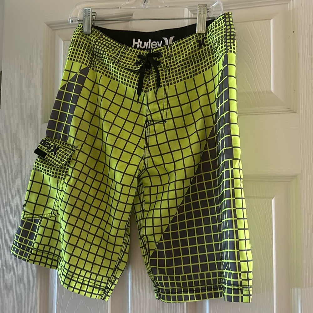Hurley board shorts boys